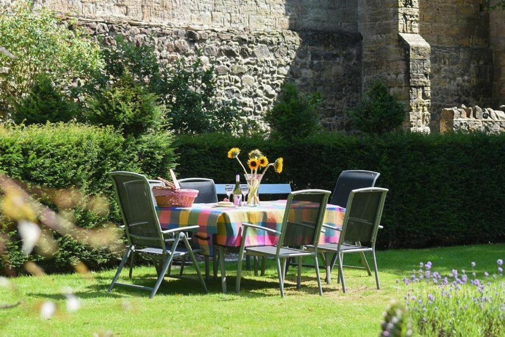 Villa Craster Tower Coach House Exterior foto